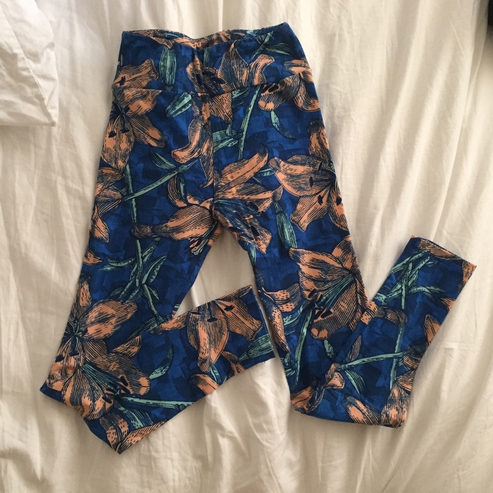 LulaRoe spring flowers leggings