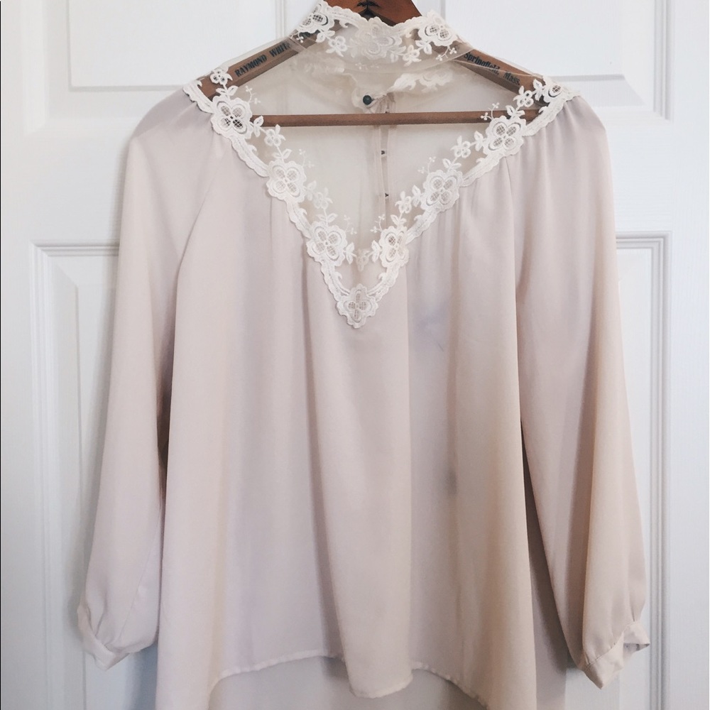 Forever 21 Lace Button-Back Blouse