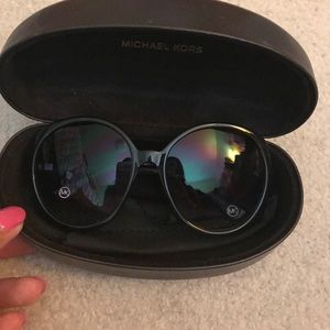 *REDUCED* Michael Kors round sunglasses