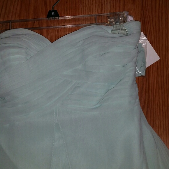 💕 Clearance 💕 David's Bridal Mint Strapless Dress - Picture 4 of 5