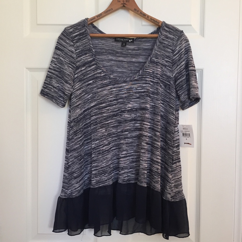 Navy and Grey Jersey Pattern Sheer-bottom Shirt