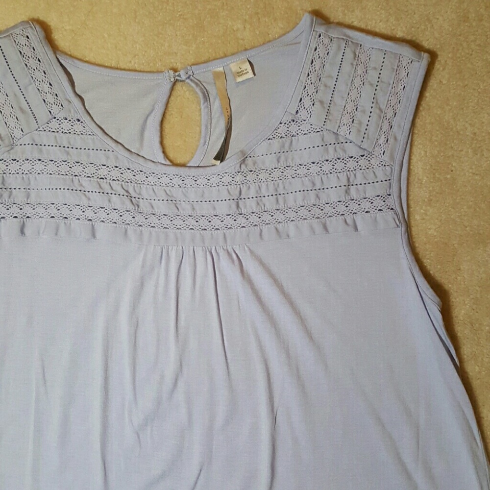 Lauren  Conrad top size L - Picture 2 of 3