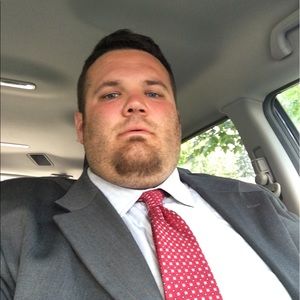 Meet your Posher, Casey