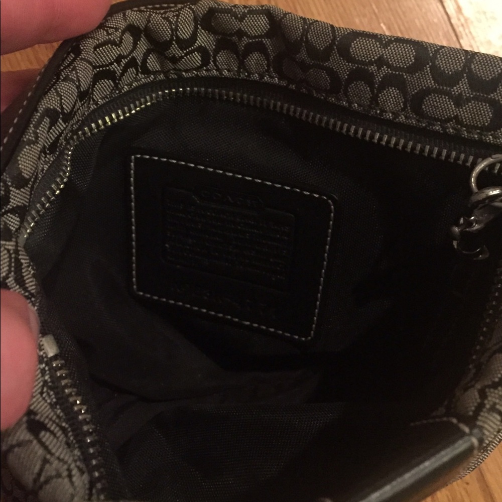 Classic Coach bag - Picture 3 of 4