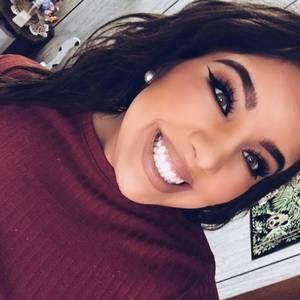 Meet your Posher, Meredith rose