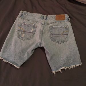 American Eagle Distressed Shorts Size 2