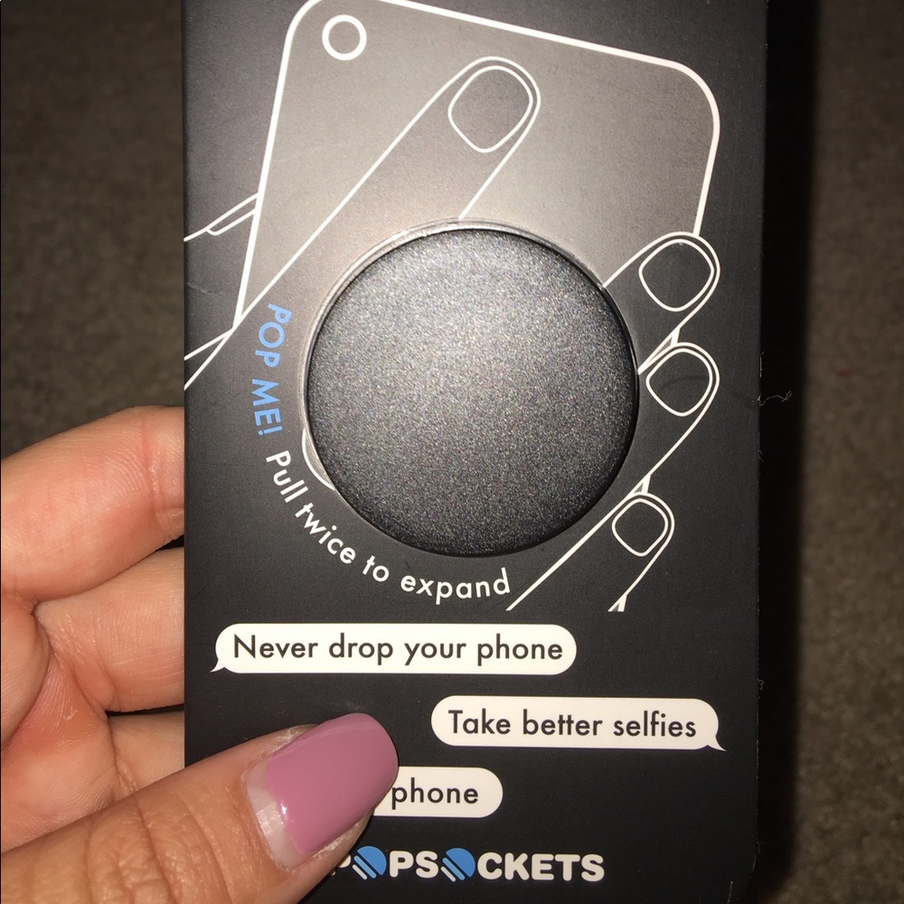 Pop sockets