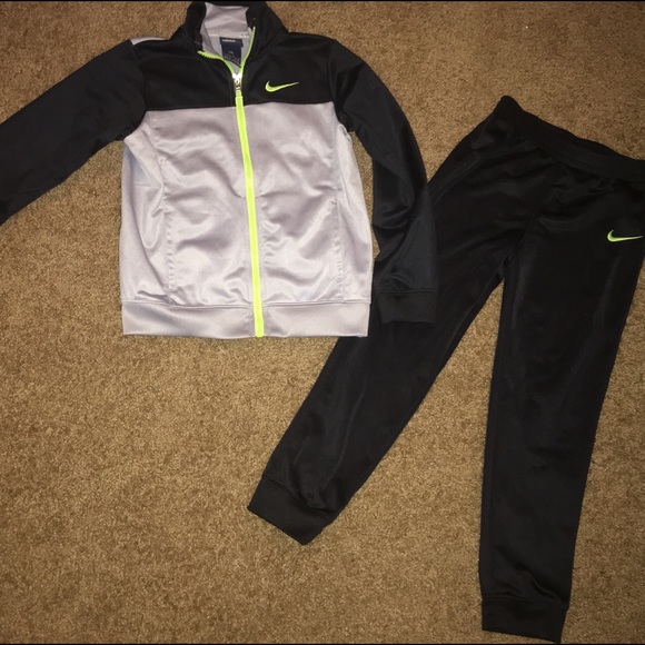 grey and lime green nike tracksuit