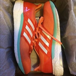 Brand New Women's adidas Supernova 2017 size 8.5-B