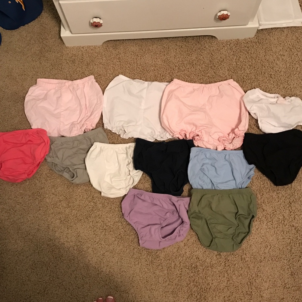 Lot of Bloomers 18-24 months 12 pieces