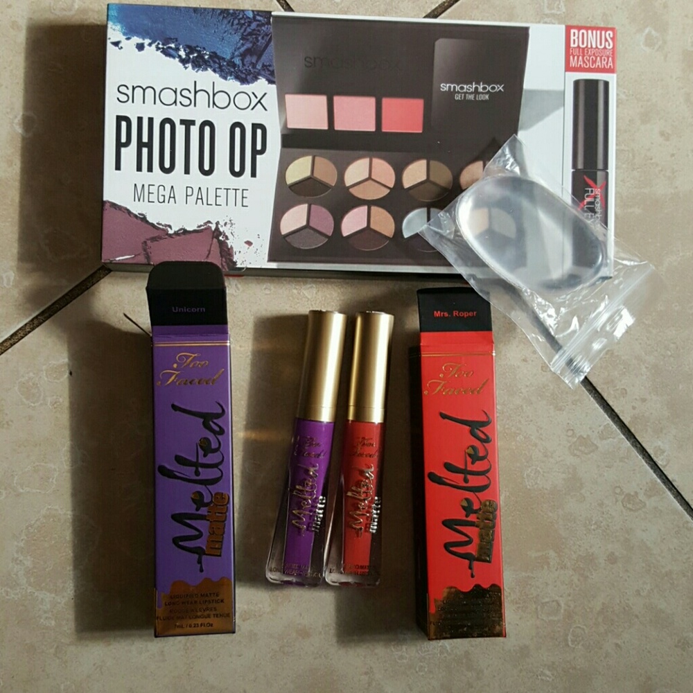 Makeup bundle