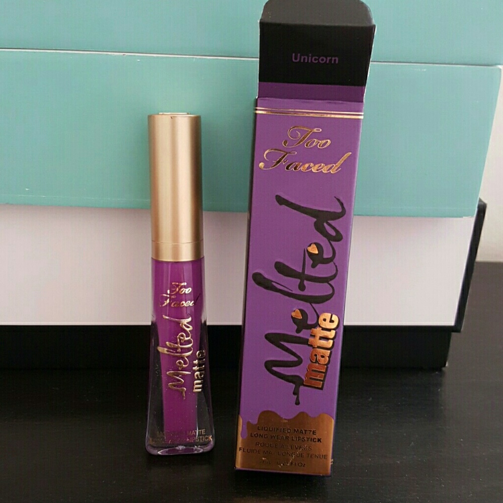 Makeup bundle - Picture 3 of 4