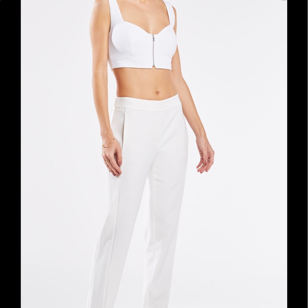 MAKE AN OFFER BCBGMAXAZRIA Chellsie Zip-Front Crop