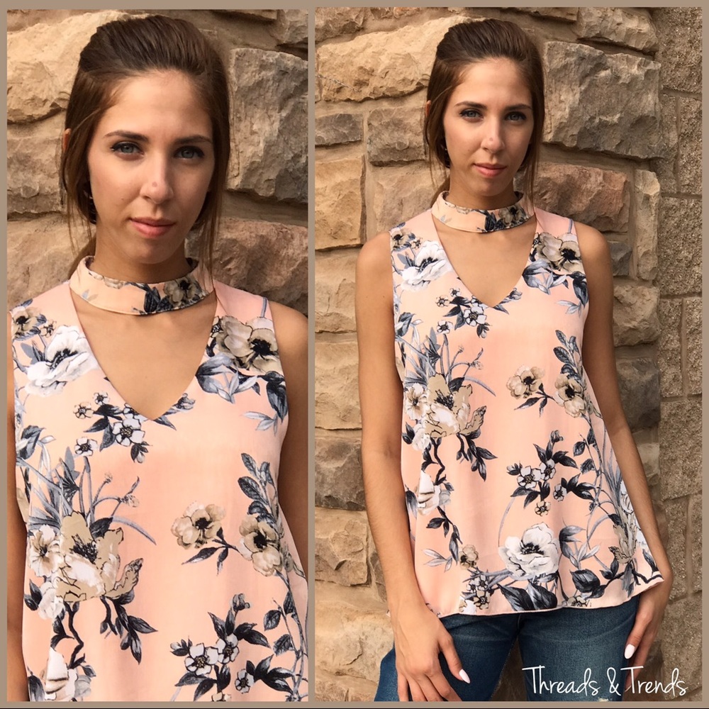 LAST ONE SALE! 🌸Floral Choker Blouse - Picture 4 of 5