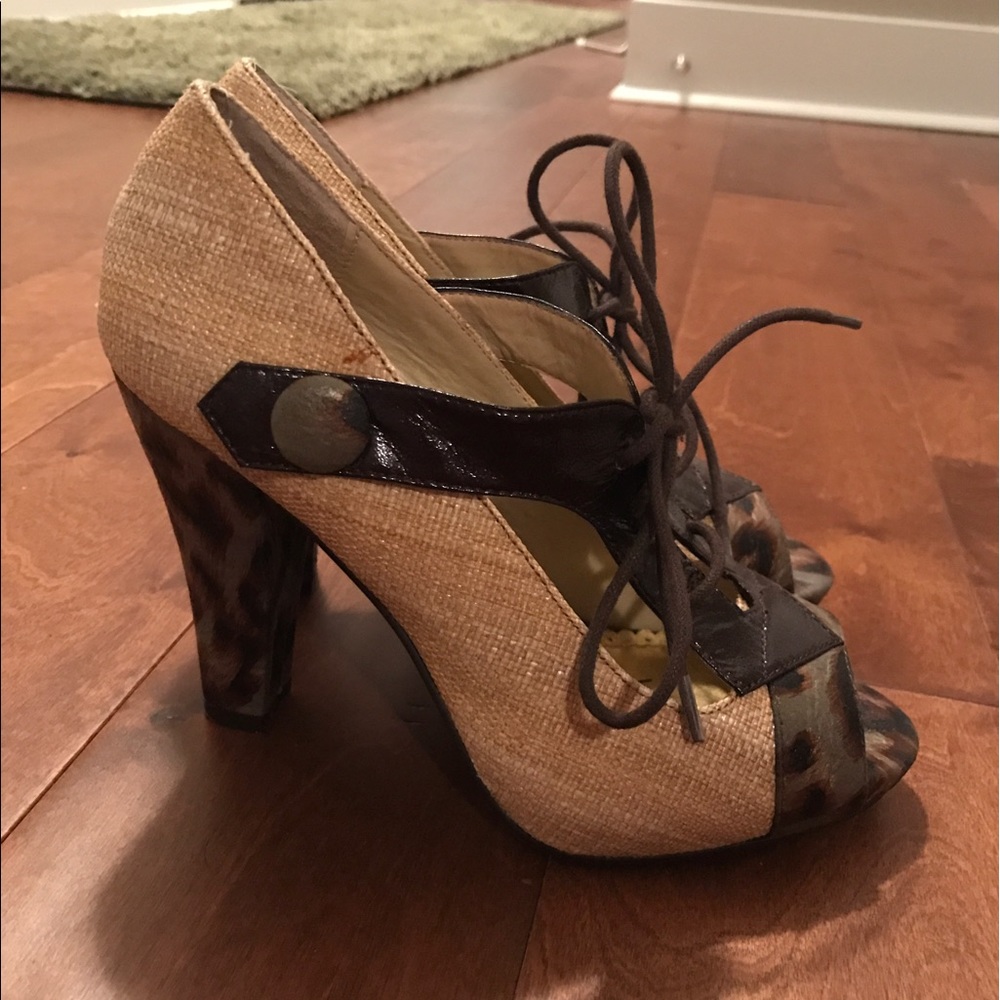 Naughty Monkey heels 🐒