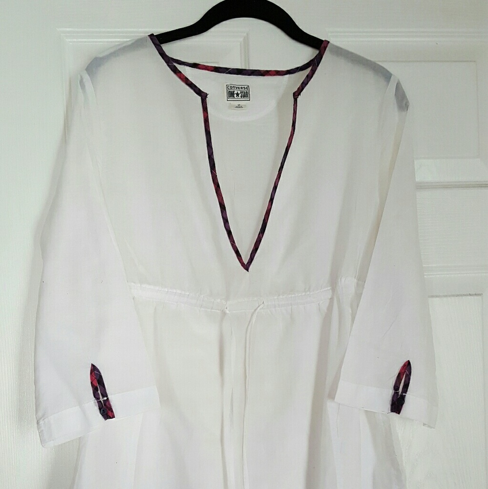 Converse beach wear, size medium