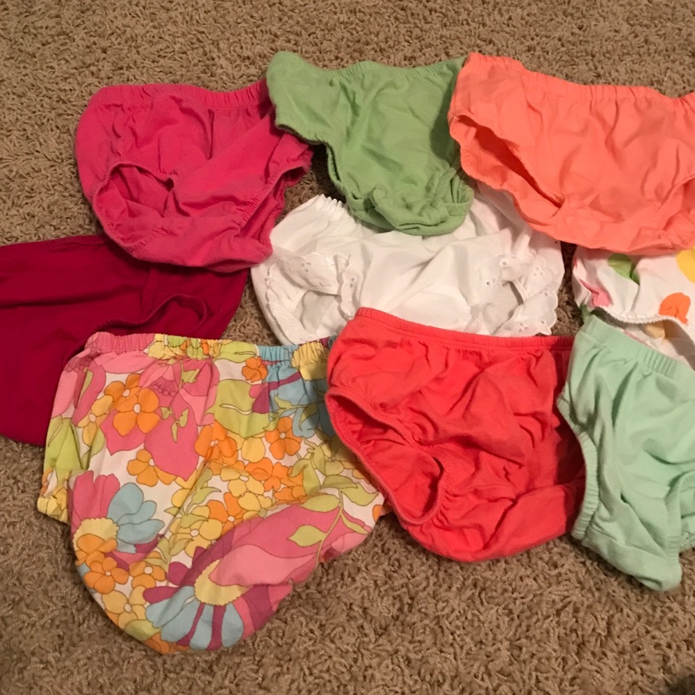 Set of 9 Bloomers 24mos-2t