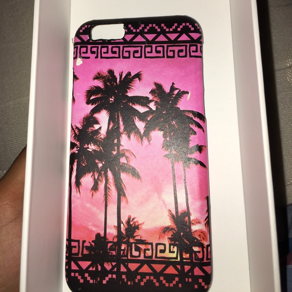 Beach vibes case , from a cute antique shop.