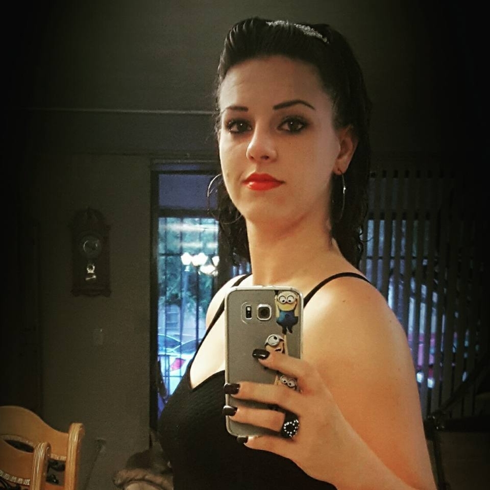 Meet your Posher, Jessica