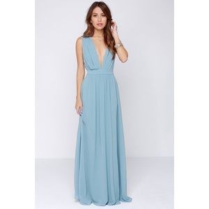 🆕 Light blue maxi dress with plunging neckline