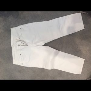 Ann Taylor Loft cropped white jeans size 4 petite