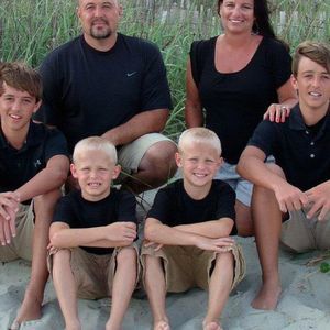 Meet your Posher, Robin