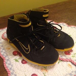 Nike Zoom Air Huarache 2K4 Basketball Shoes