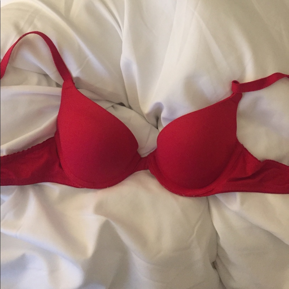 Victoria's Secret pink push-up bra