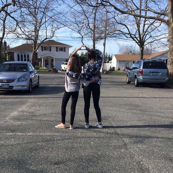 Meet your Posher, Hailey - Picture 1 of 1