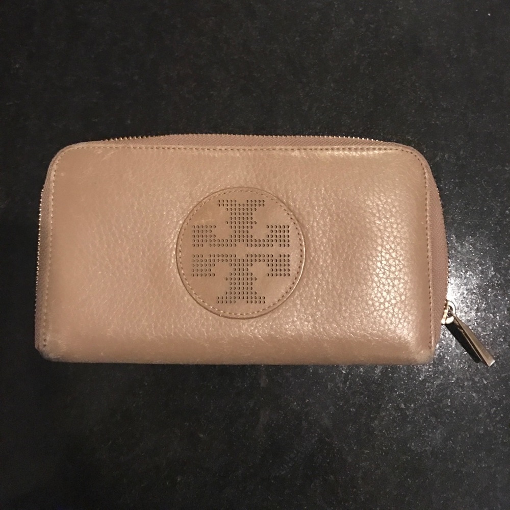 Tory Burch Wallet
