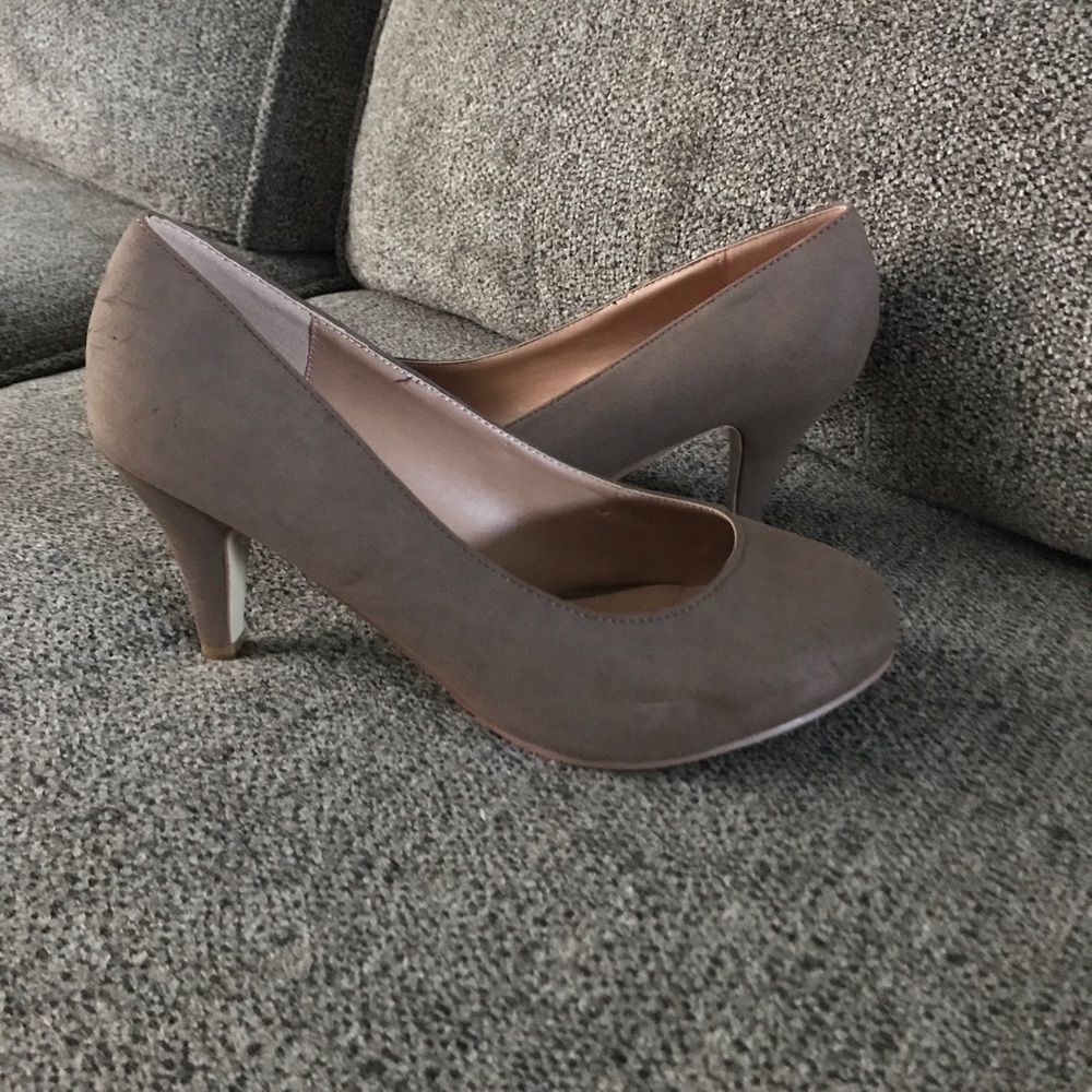 Size 9 heels