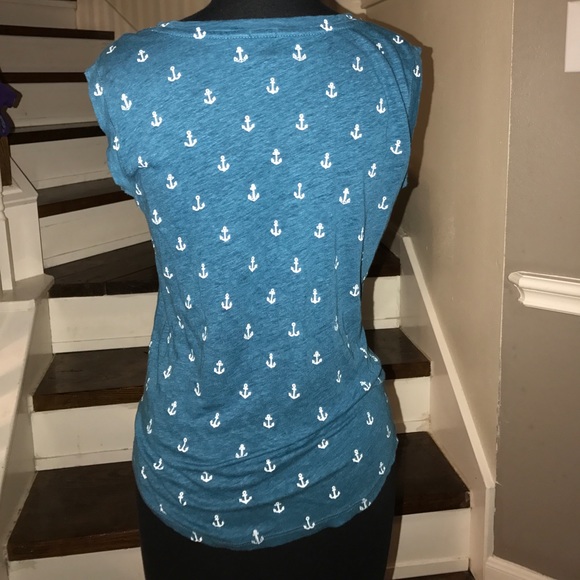 J. Crew Muscle Tee!!! - Picture 2 of 3