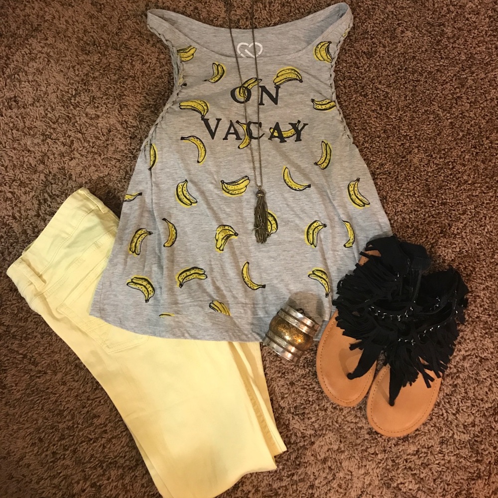 🍌On Vacay Banana Shirt🍌