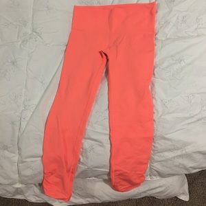 Lululemon crop leggings