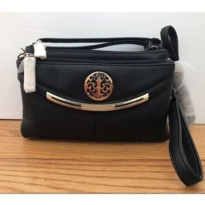 New Women's Black Shoulder Bag 🌟NWT🌟