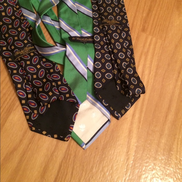 ⚡SALE⚡Men's 3-pack bundle of Brooks Brothers ties - Picture 5 of 5