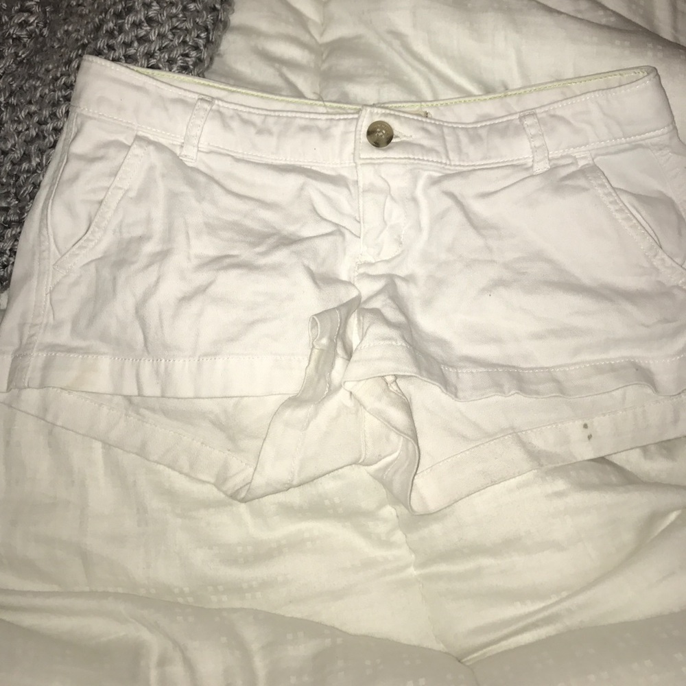 White hollister jean shorts