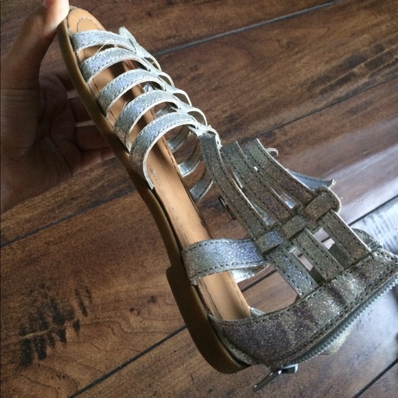 Sandals - Picture 2 of 2