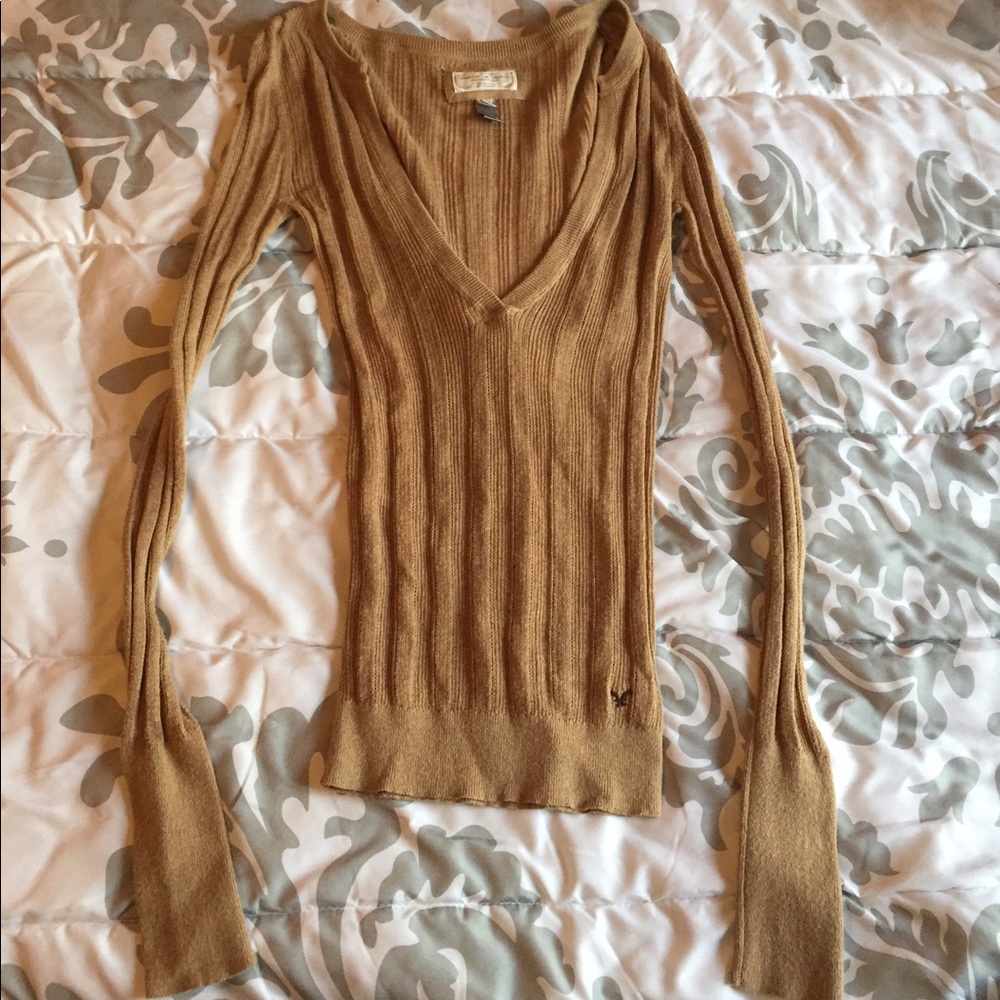 AEO tan sweater