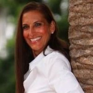 Meet your Posher, Gloria