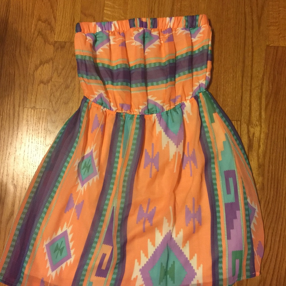 Aztec mini strapless dress