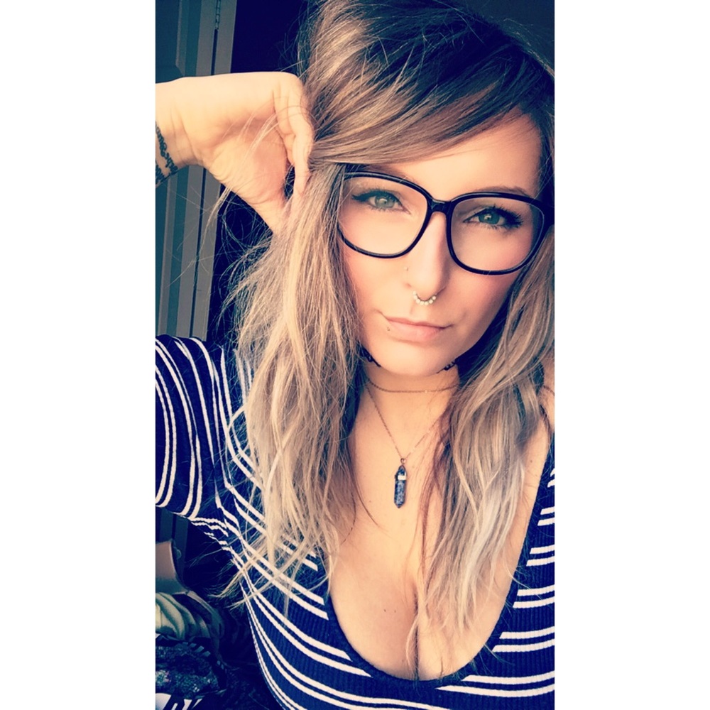 Meet your Posher, Veronika