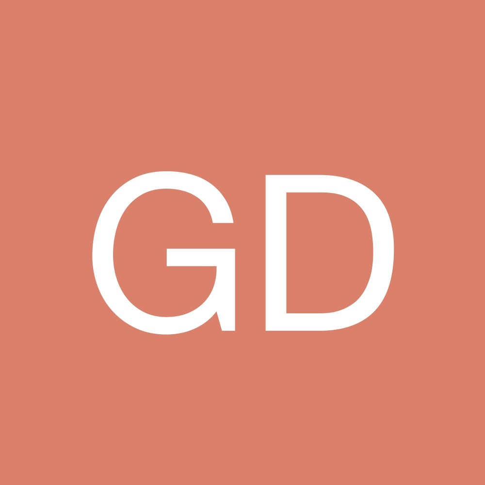 Meet your Posher, Gaby