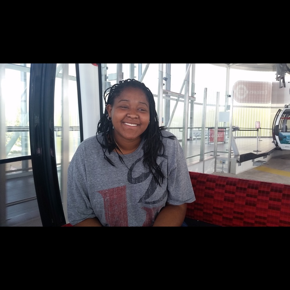 Meet your Posher, Taylor