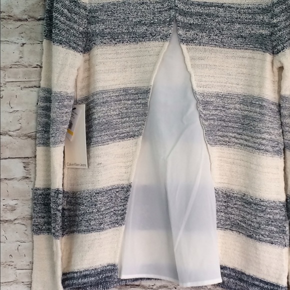 • Calvin Klein • Striped Sweater Top - New - Picture 3 of 5