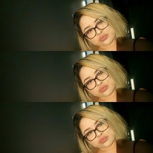 Meet your Posher, Isabella