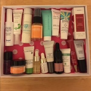 Face Product Sampler Never Been Used