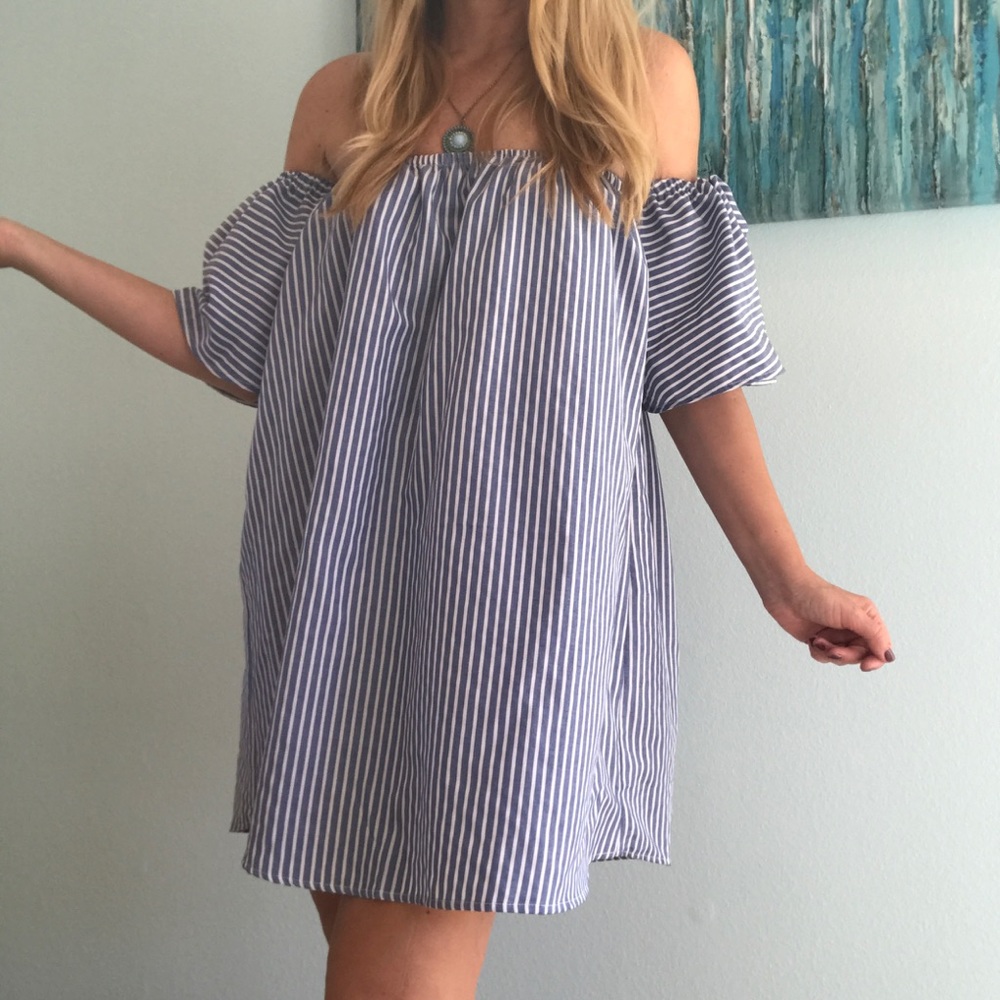 Georgia Striped Bell Sleeve Dress 💐Deal of Day - Picture 3 of 5