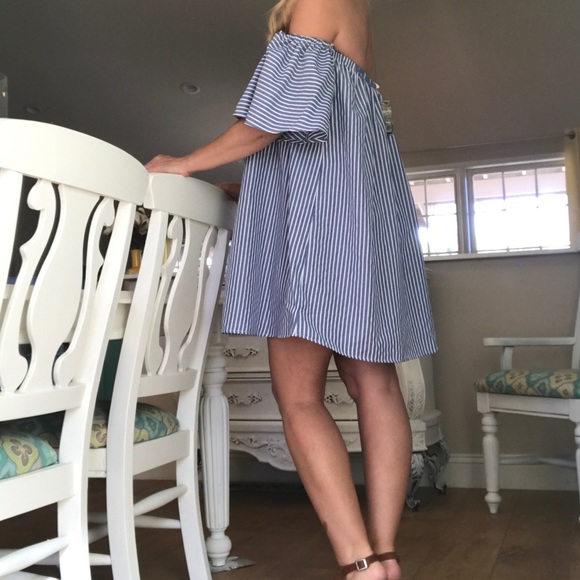 Georgia Striped Bell Sleeve Dress 💐Deal of Day - Picture 4 of 5