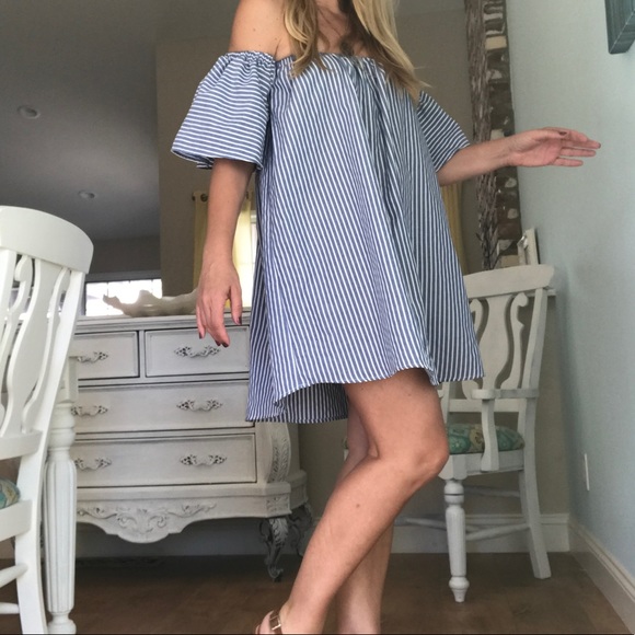Georgia Striped Bell Sleeve Dress 💐Deal of Day - Picture 2 of 5